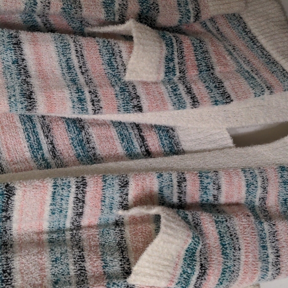 Striped cardigan with pockets - Picture 2 of 4